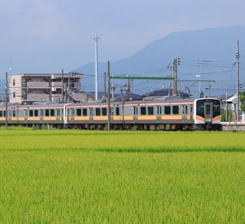 電車でお越しの方