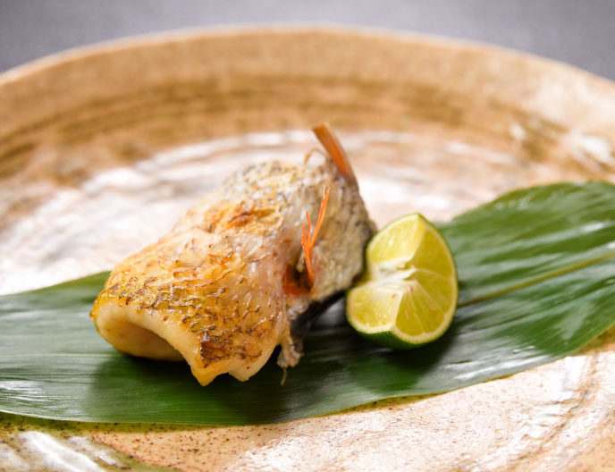 のどぐろの塩焼き