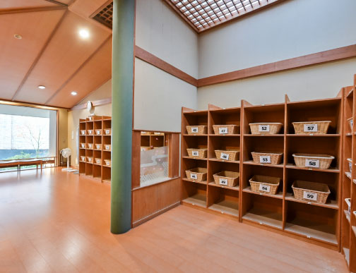 大浴場「雁の湯」脱衣所