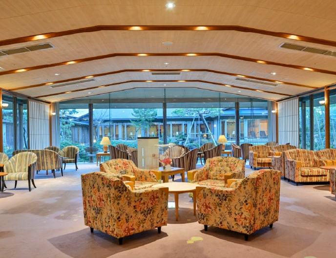 ロビーラウンジ「天遊」